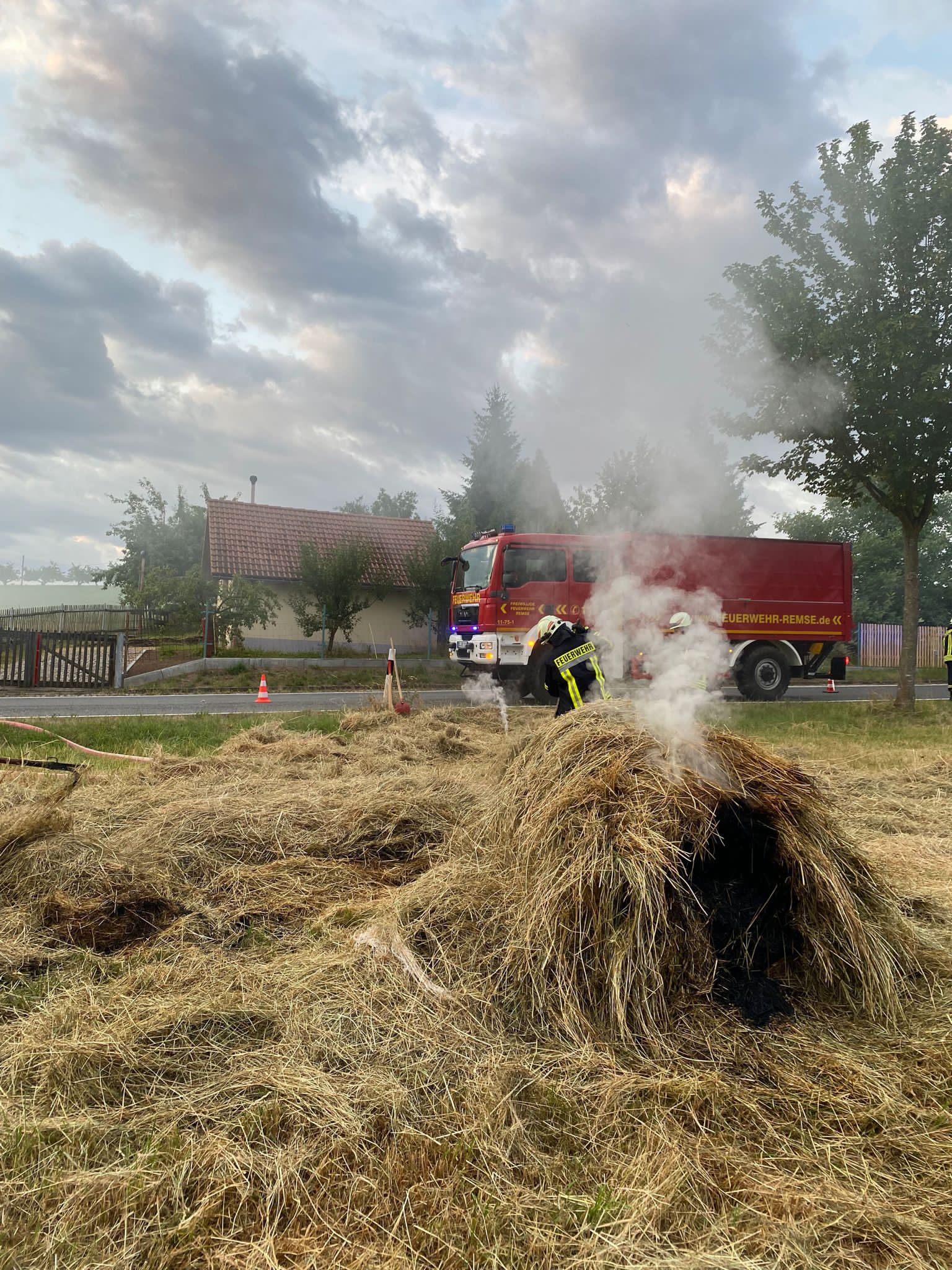 ffw brand heuballen2 20230717